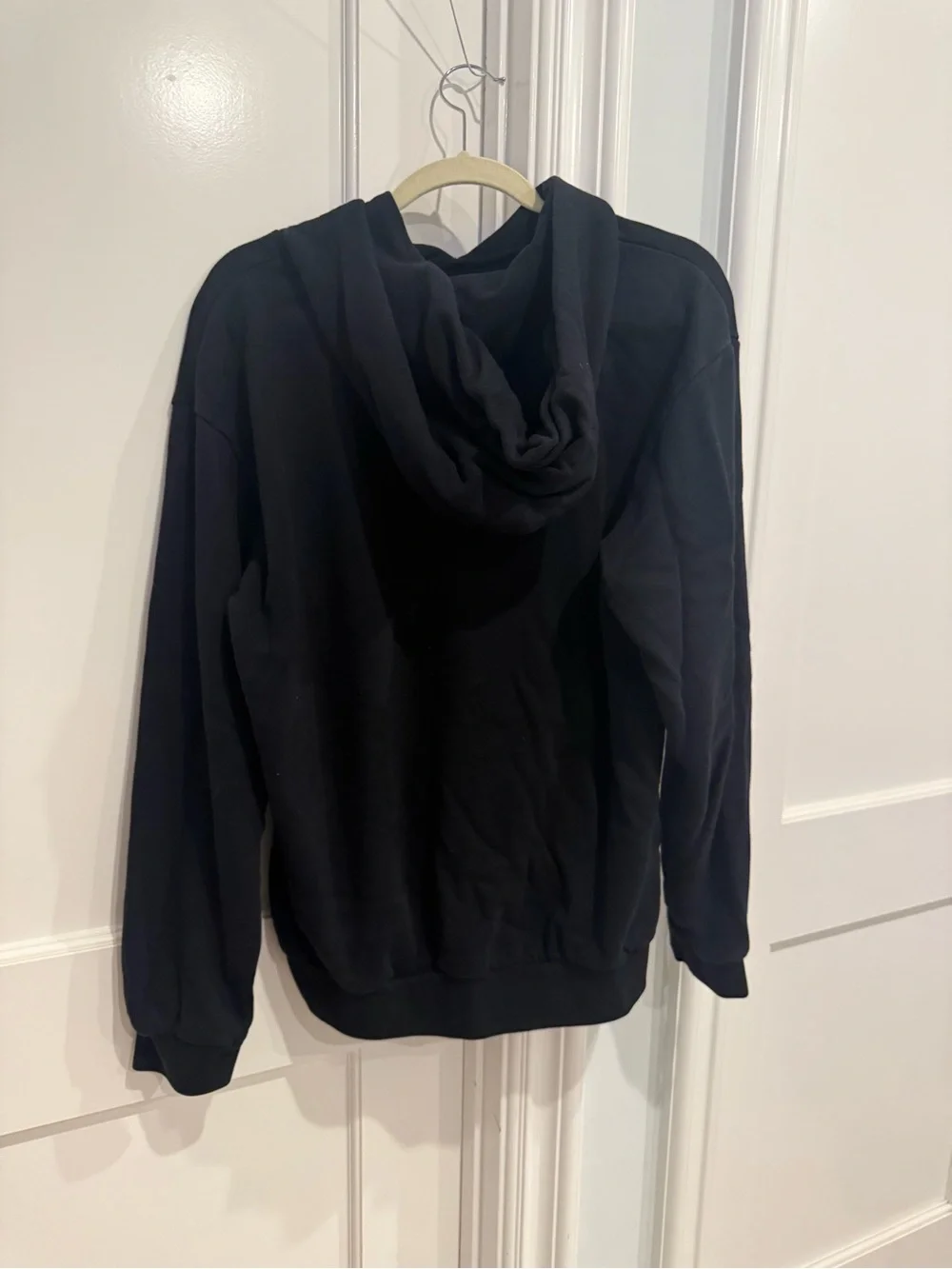 TALENTLESS Black Minimal Logo Hoodie - Picture 2 of 3